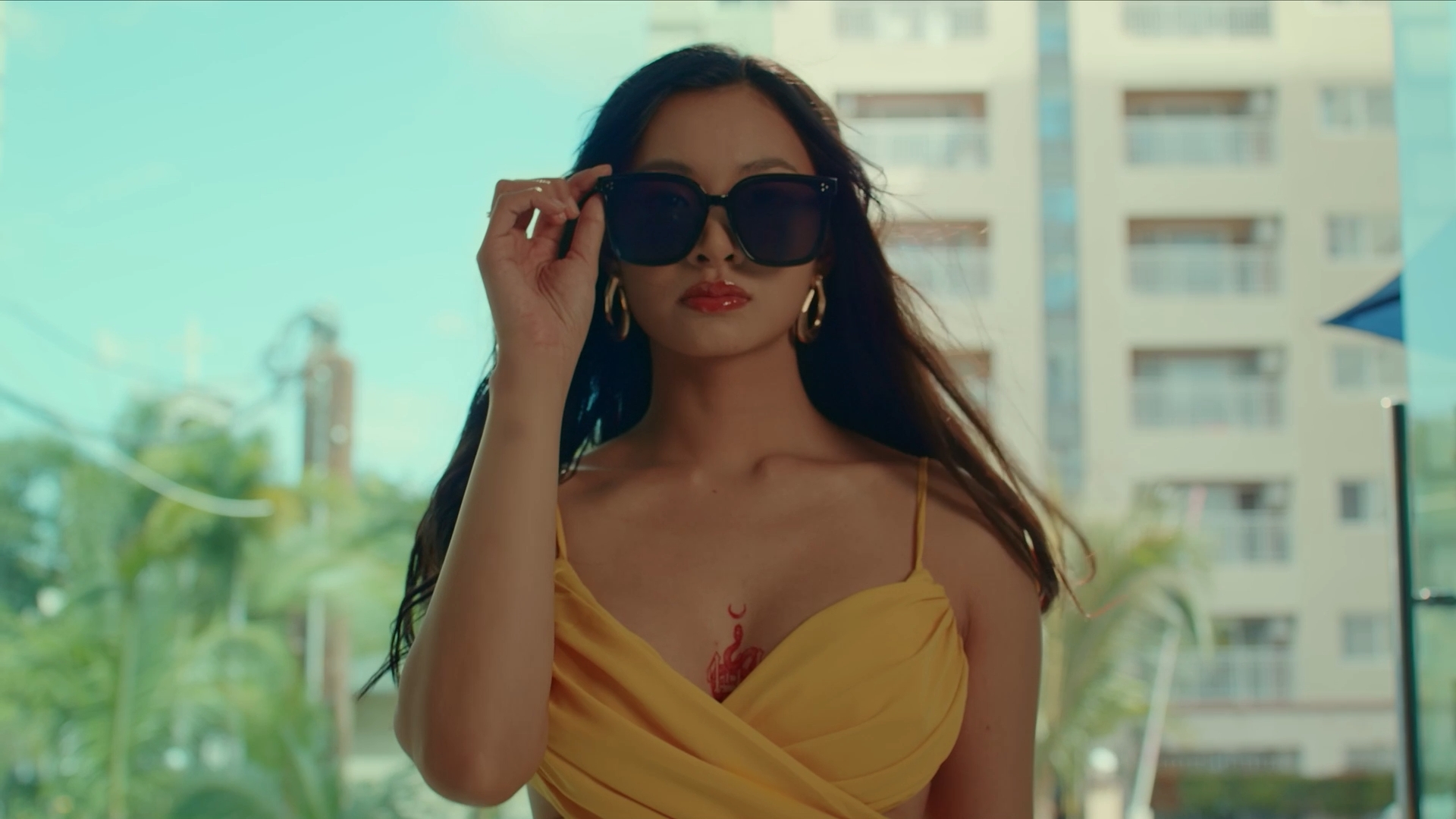 엑스 : 세 개의 이야기