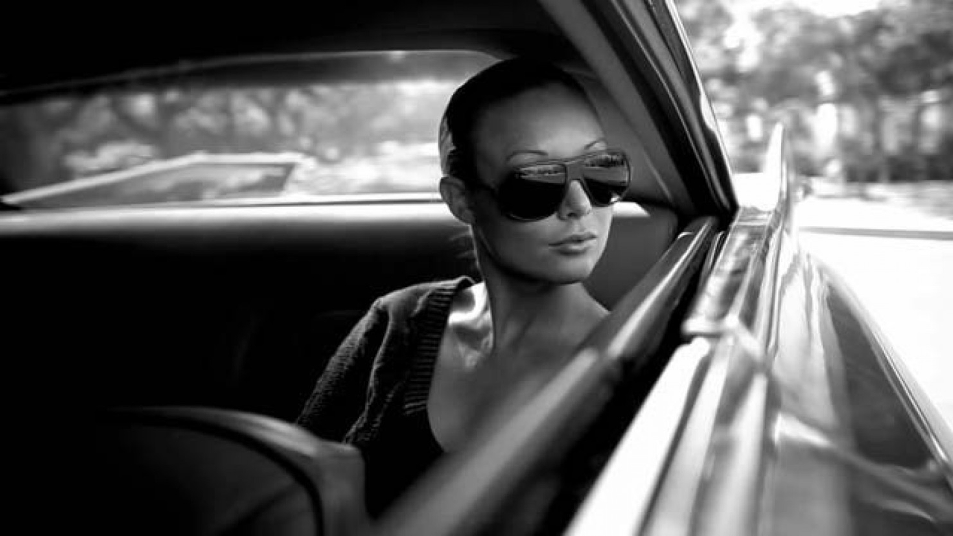 어라우즈드 : 그들의 호기심